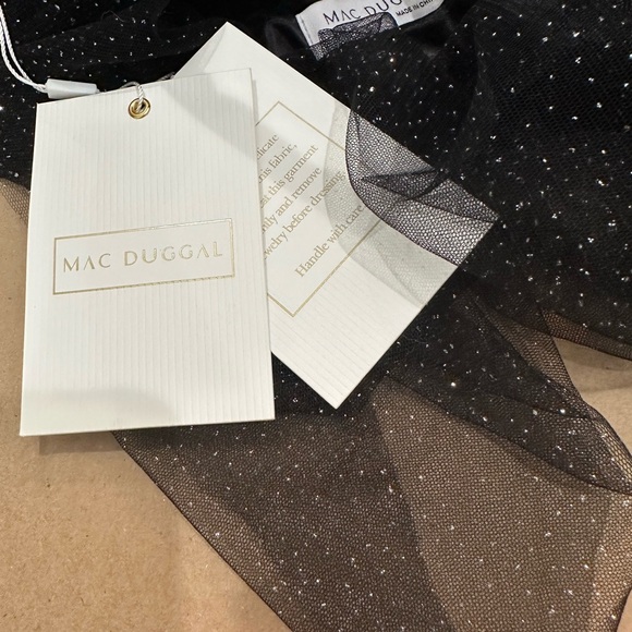 Absolutely stunning plus size 18 Mac Duggal bling tulle evening gown.  BNWT - Picture 9 of 9